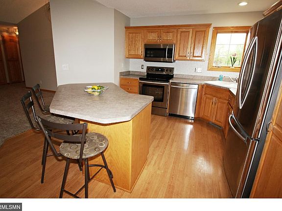 5th image of 6013 Creekview Ln N