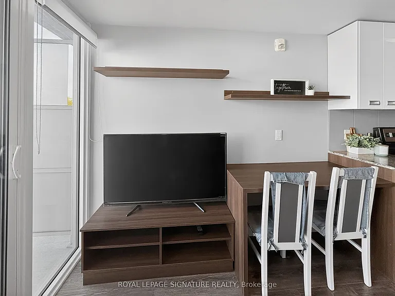 308 Lester St #431 — Photo 21