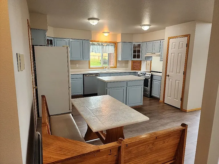 650 E Williams Rd — Photo 20