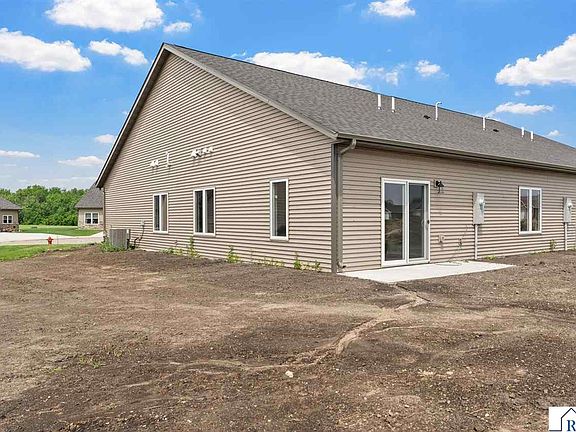 2nd image of 607 Northwood Pl