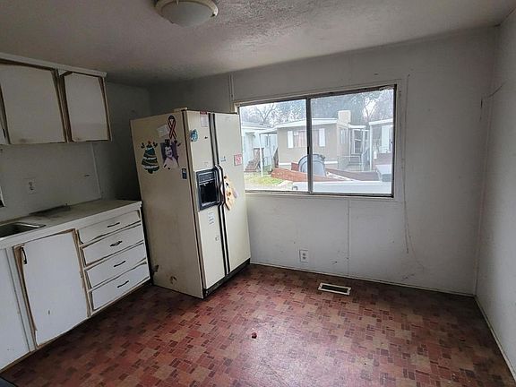 3rd image of 5812 Cedars Rd Space 43