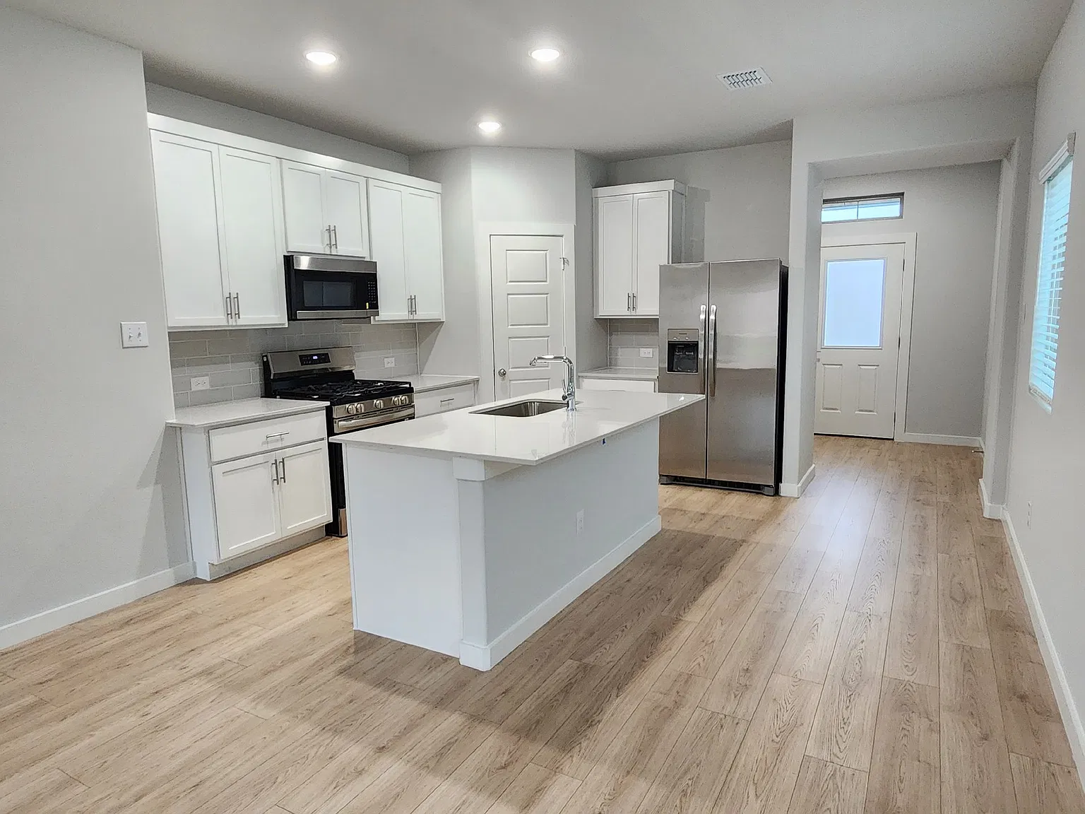 3405 High Valley Drive, McKinney TX 75071 - 1 — Photo 4