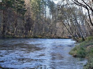 47664 McKenzie Hwy, Vida, OR