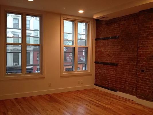 Rented by United American Land | media 20