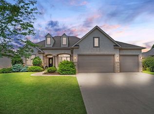 1726 Tuscarora Dr, Grove City, OH
