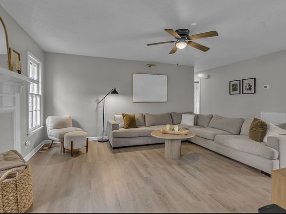 3rd image of 1202 Windchase Dr