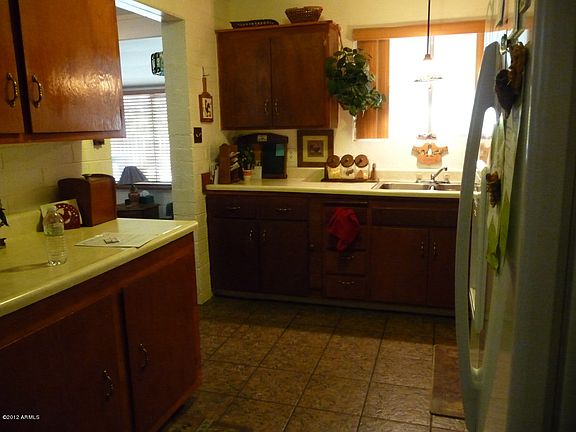 2nd image of 10918 W Oakmont Dr