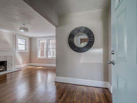 5th image of 1017 Talbot Ave