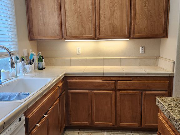 4th image of 7971 Creekside Dr