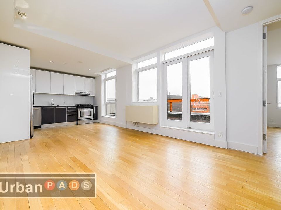 1st image of 115 Troutman St