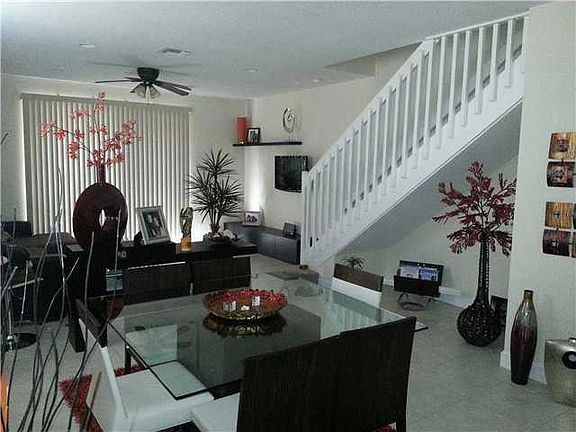 3rd image of 4140 Forest Dr