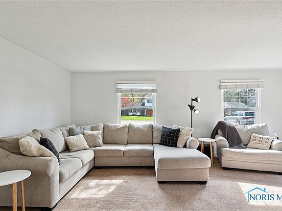 5th image of 3649 Sylvan Wood Dr
