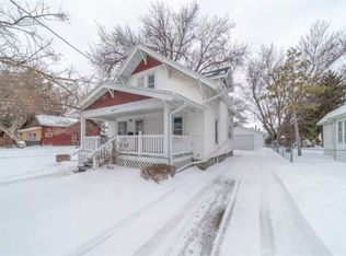 757 S Commercial St, Neenah, WI 54956