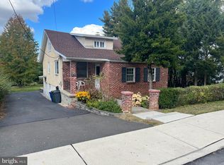 572 N Tyson Ave, Glenside, PA 19038