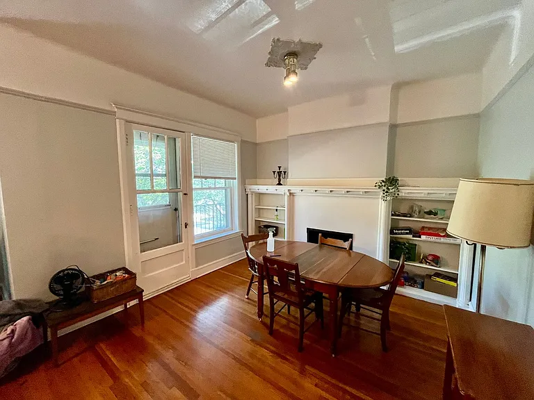 2320 E Belleview Pl — Photo 4