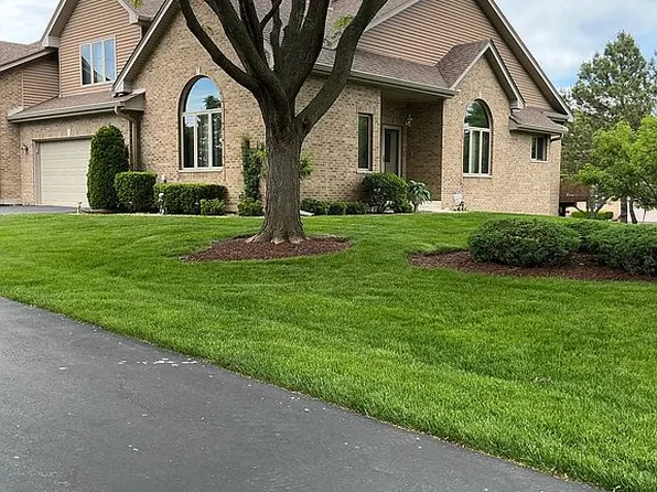 11132 Prospect Pl, Orland Park, IL 60467