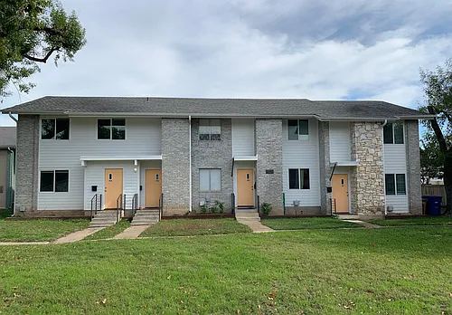 3208 Mossrock Dr #101 Photo 1