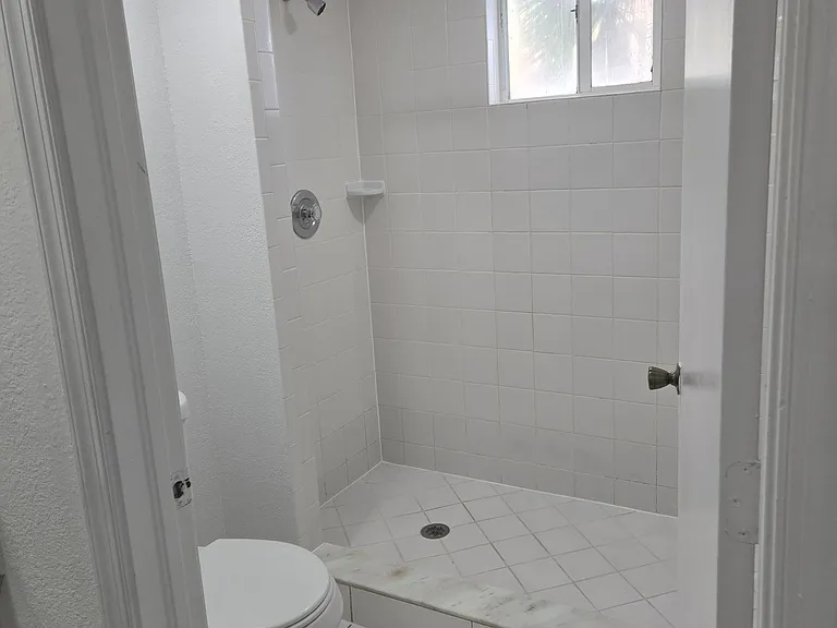 The Mirage Apartments — Photo 164