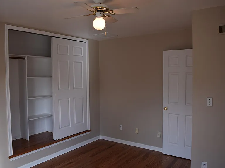 4737 Wilson Blvd — Photo 20