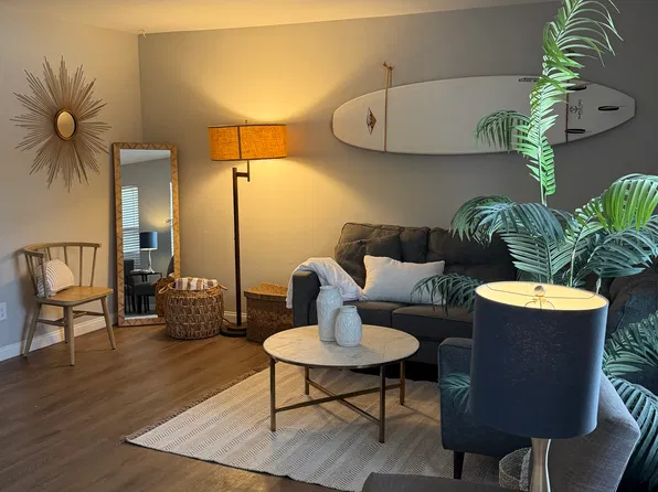 1008-1014 E Santa Clara St, Ventura, CA