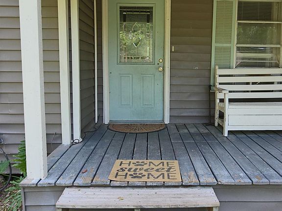 3rd image of 27080 Gaylord Rd