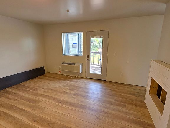 3rd image of 1212 Commonwealth Ave #301