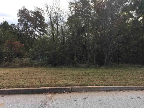 4623 Mossey Dr, Lithonia, GA 30038