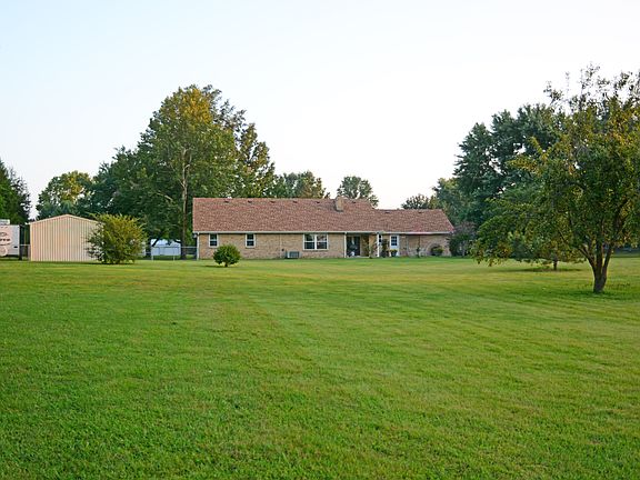 4th image of 8403 E Remington Ave
