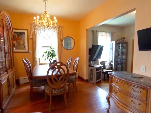 31-47 43rd Street image 4 of 17