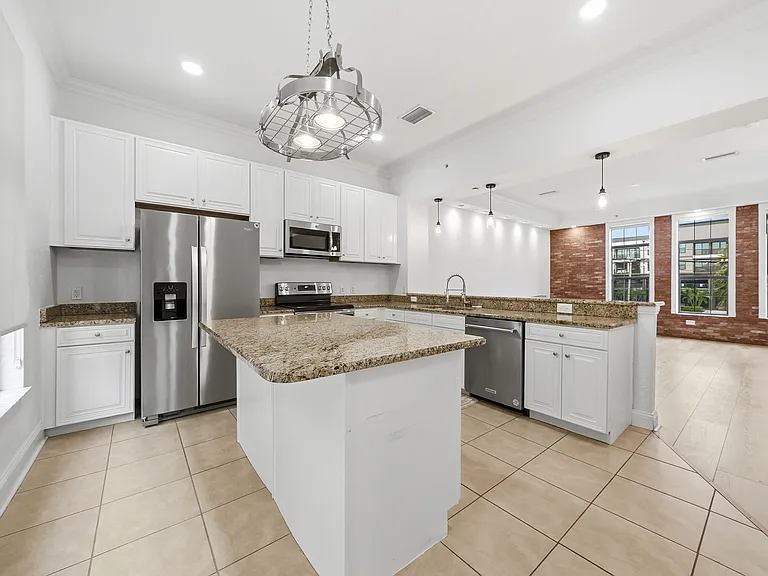 2236 Soho Bay Ct — Photo 4
