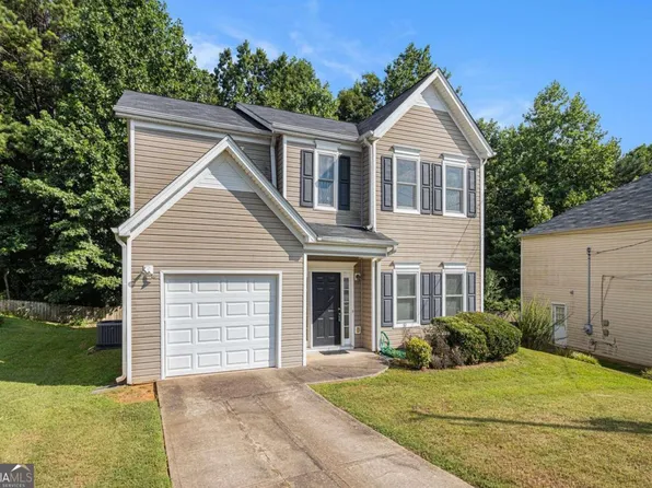 4040 Robin Cir, Atlanta, GA 30349