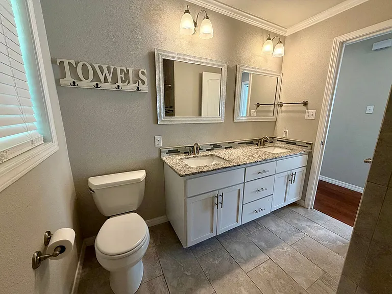 2120 Garner Ln — Photo 30