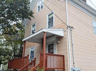 20 Brimblecom St, Lynn, MA 01902