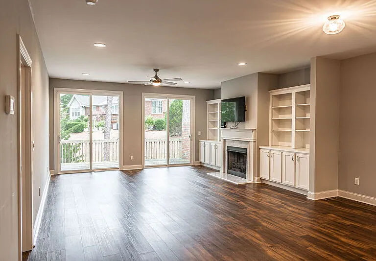 535 Lighthorse Cir — Photo 6