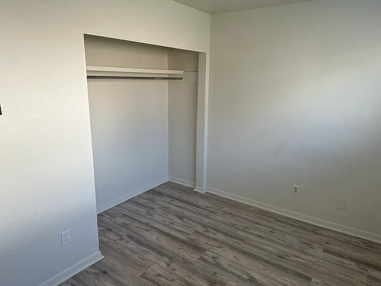 1411 NW 1st St #3 — Photo 5