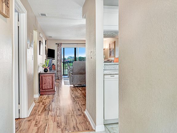 4th image of 1890 Knox McRae Dr #205
