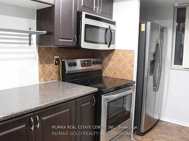265 Enfield Pl #1110 — Photo 4