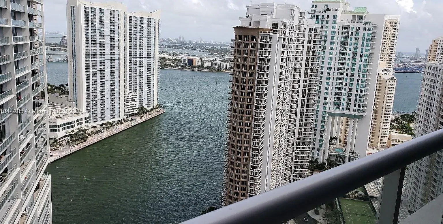1 bed, 732 sqft, $3,300 — Photo 1