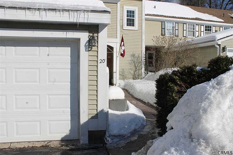 2nd image of 20 E HAYSTACK Road