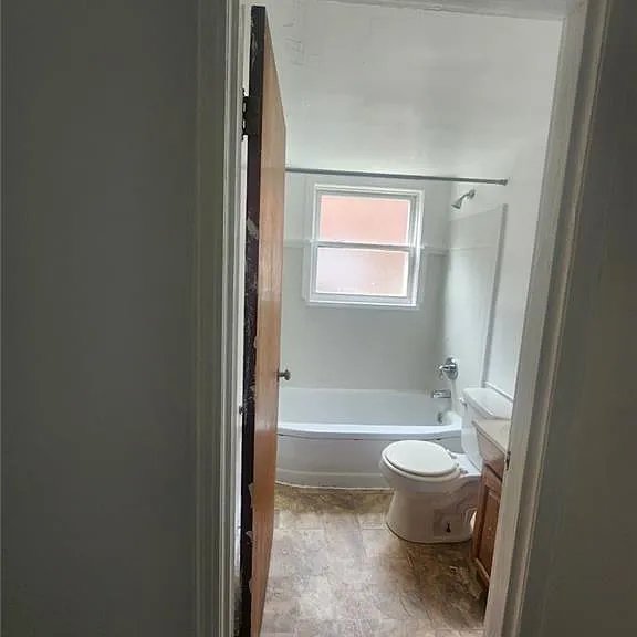 3108 E 3rd St — Photo 8