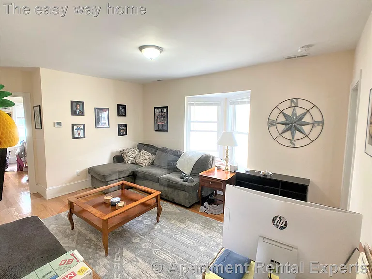 20 Willard Ave #2 — Photo 5