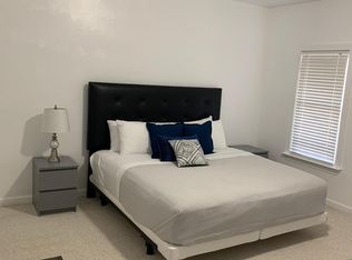 1901 Capel Manor Way, Virginia Beach, VA 23456