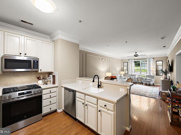 4th image of 6100 Lydia Hollow Dr