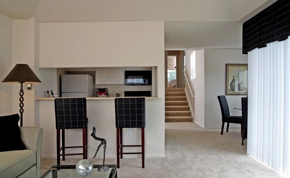 Brownstones 42330 Joyce Ln Novi MI Zillow