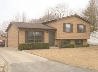 414 Edgewood Dr, Antioch, IL