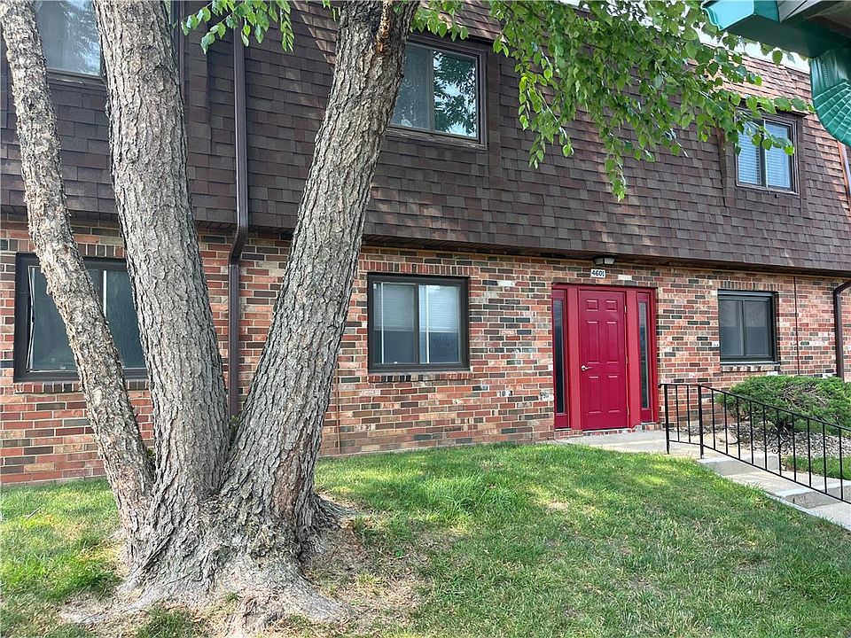 1st image of 4601 Woodland Ave Unit 1