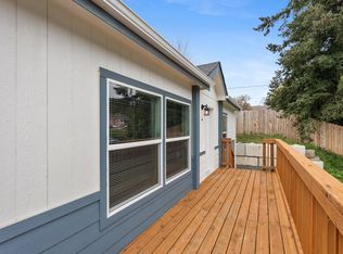380 E 6th St, Coquille, OR 97423
