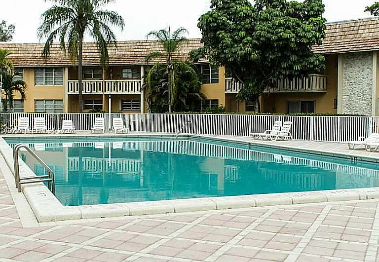 7400 Miami Lakes Dr #D107 — Photo 6