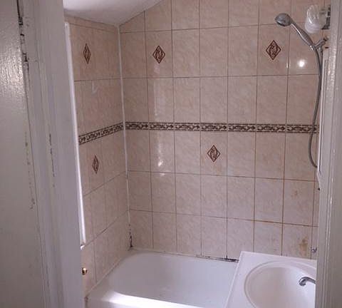 3rd image of 441 Minnieford Ave #1