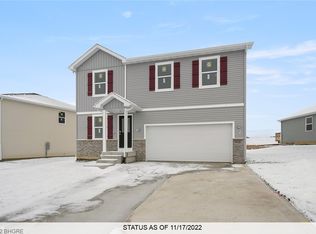 5647 Brook View Ave, Des Moines, IA 50317